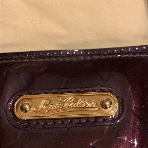 Louis Vuitton Willshire Patent Merlot Leather. - Picture 2 of 5